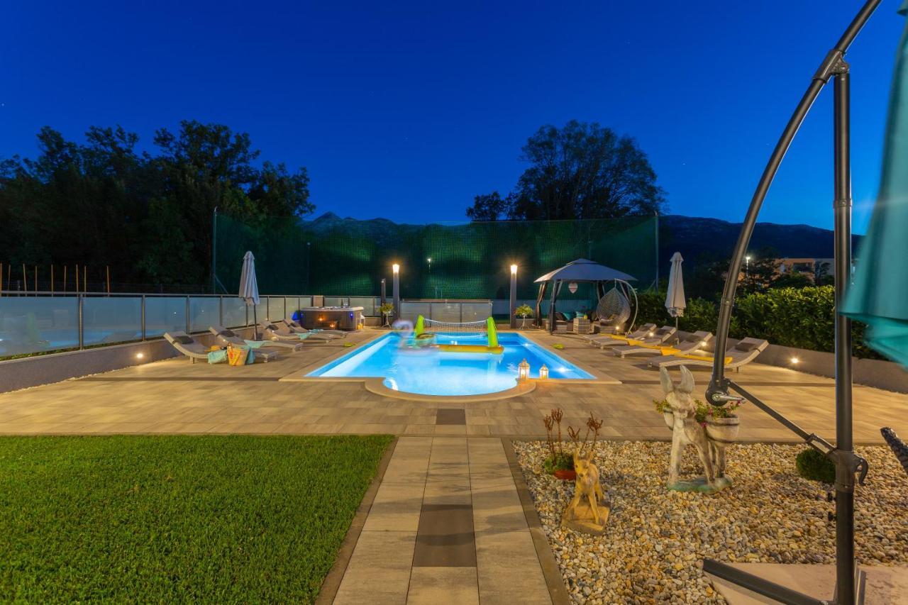 Villa Maris Dugopolje Exterior foto